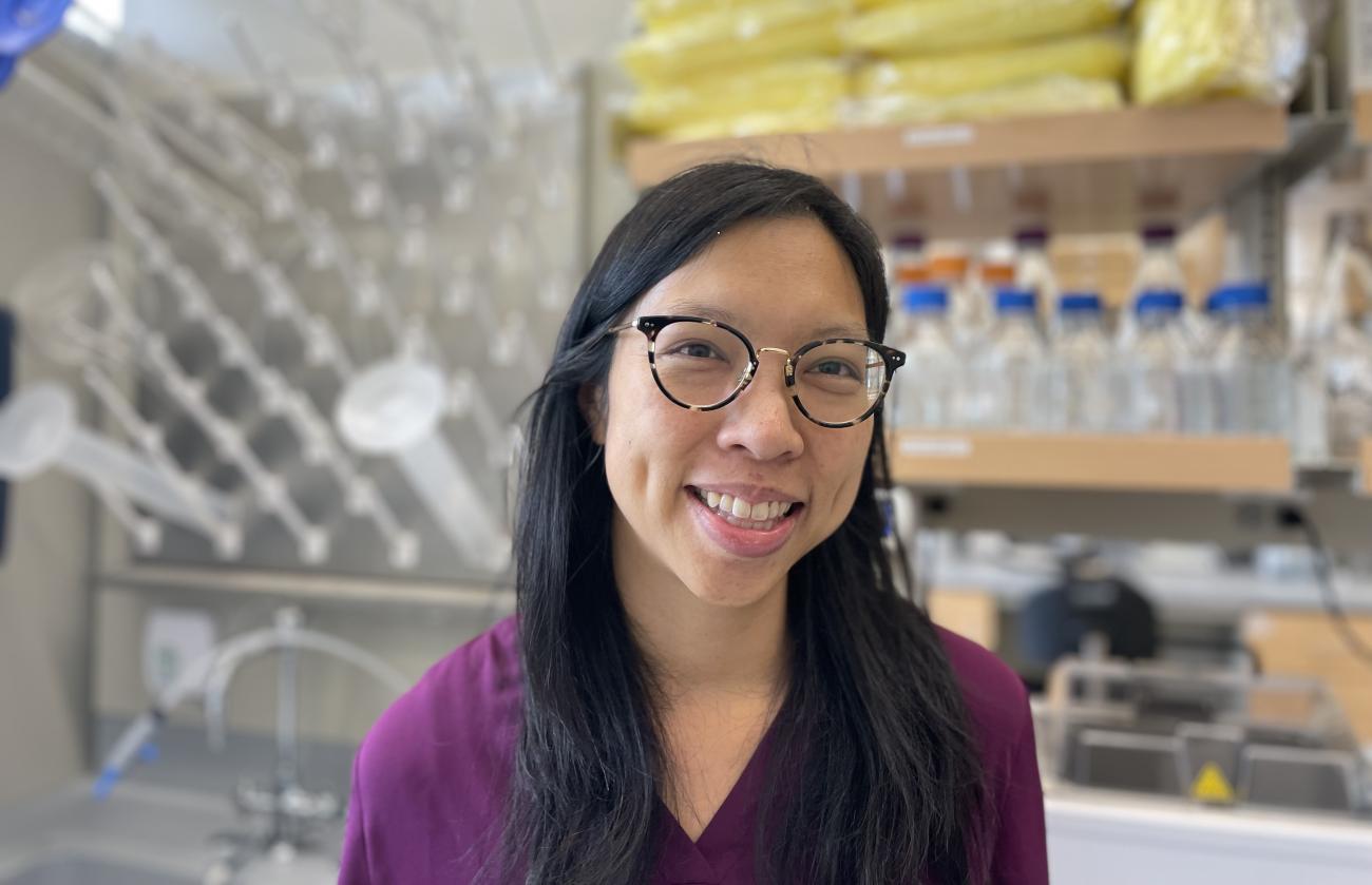 Ming-fai Fong in her lab