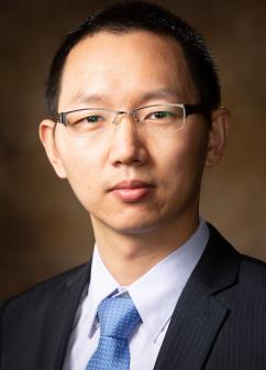 Photo of Yue Chen
