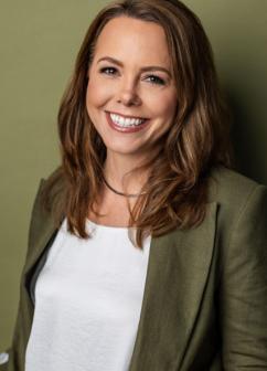 Photo of Angela Gil Nelms