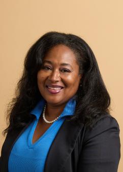 Photo of Tracie Arnold