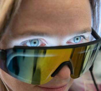 Annabelle Singer glasses