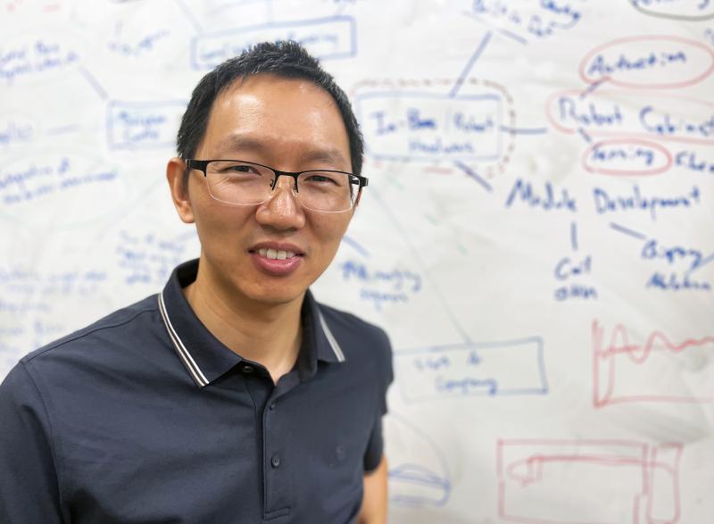 Yue Chen is a biomedical robotics expert in Coulter BME